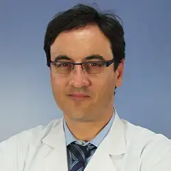 dr-rafael-martinez-monge <p>Imagen Dr. Rafael Martínez Monge, departamento de Oncologia Radioterapica </p>