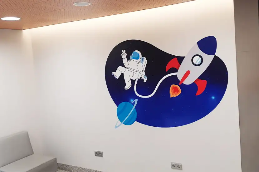 Sala de espera. Unidad Protonterapia para niños. Clínica Universidad de Navarra